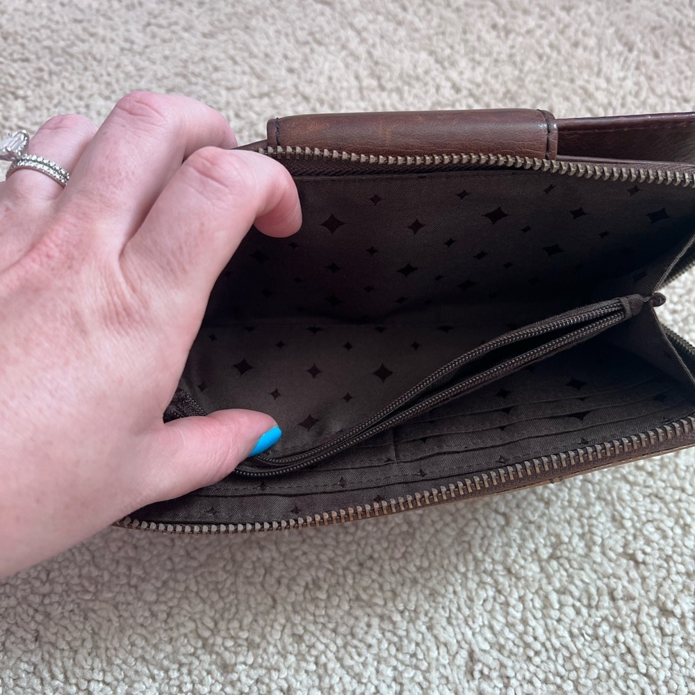 Fossil Women's Metallic Gold and Brown Wallet - Picture 8 of 8